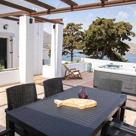 Sunny Bay Villa Agia Marina  Exterior photo