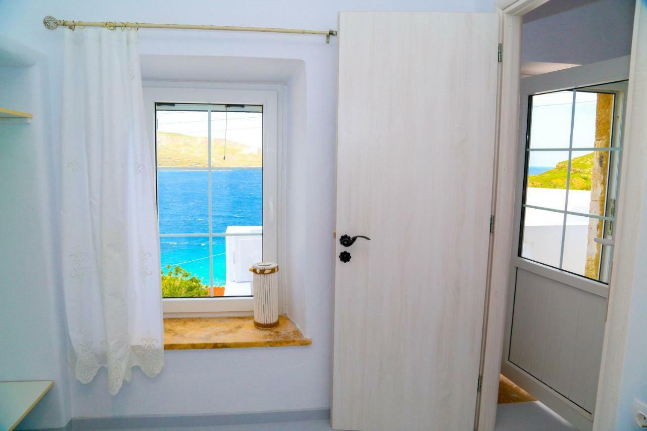 Sunny Bay Villa Agia Marina  Exterior photo