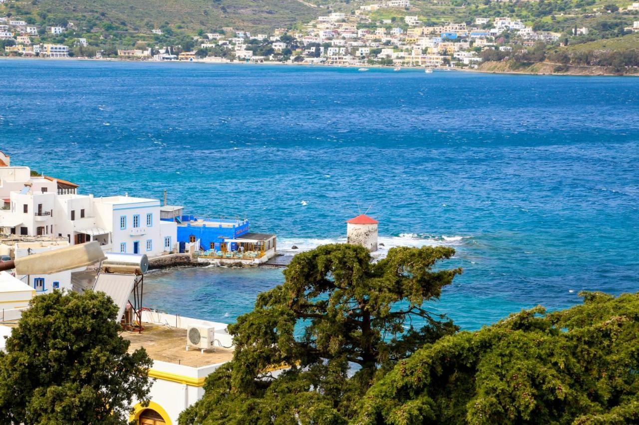 Sunny Bay Villa Agia Marina  Exterior photo